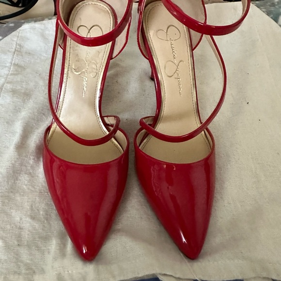 Red Heels 👠 - Picture 2 of 8